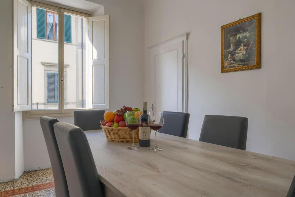 Appartamento Nel Cuore Di Firenze + Wifi+Aria Condizionata +Netflix المظهر الخارجي الصورة